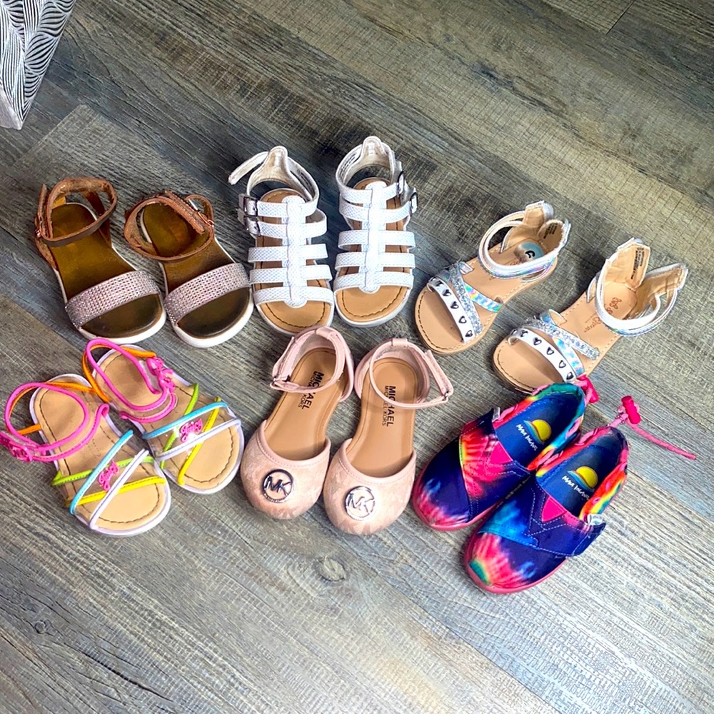 Toddler Girl Shoes !